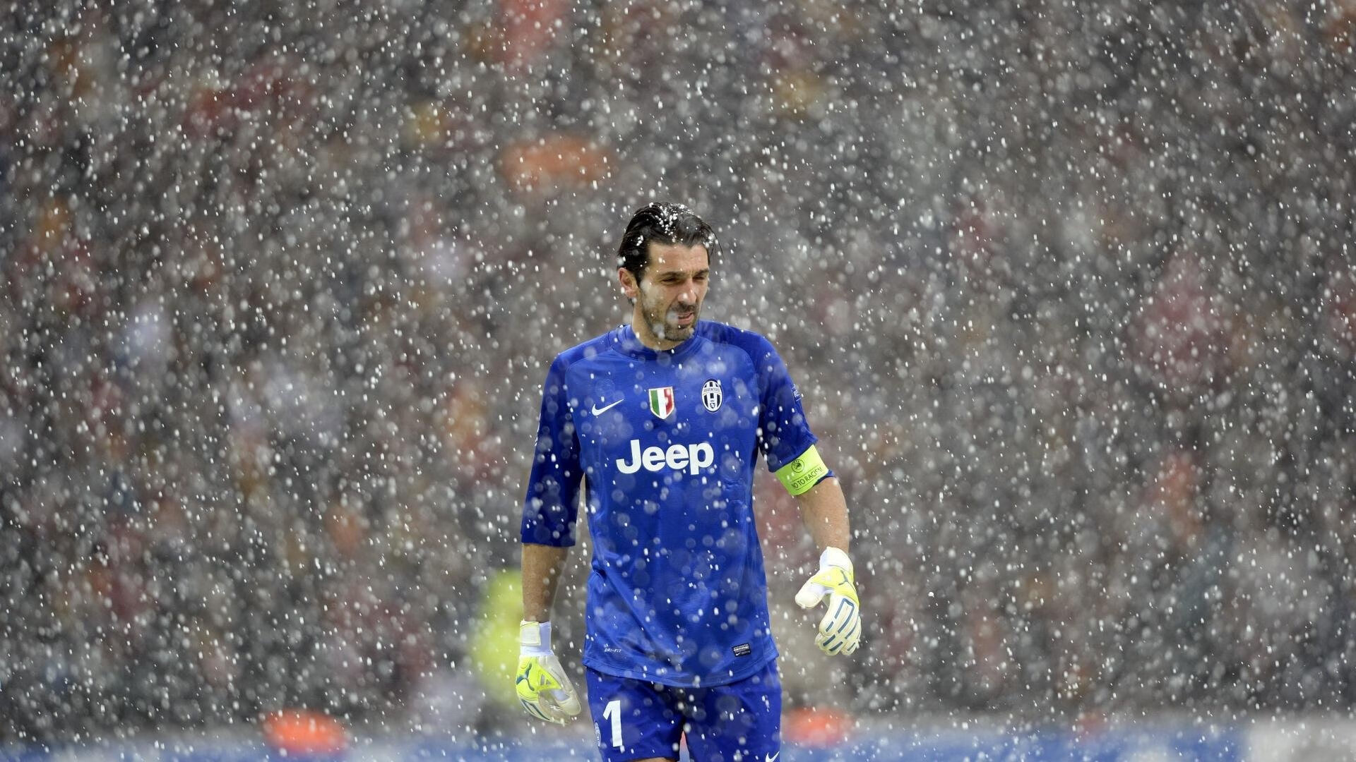 中国男篮用汗水诠释热爱,中国男篮众人谈